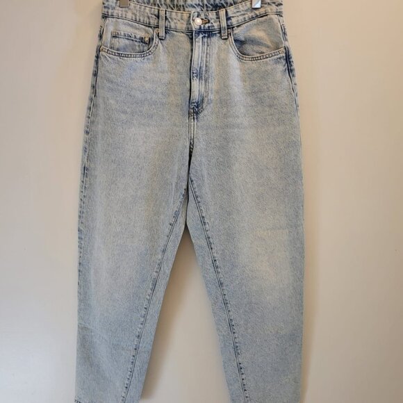 High Rise / Mom Jeans / Light wash - Picture 6 of 6